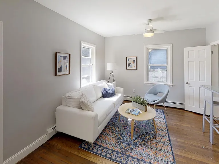 836 Canterbury St #1R — Photo 18