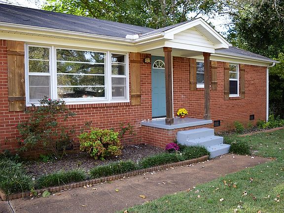 3rd image of 139 N Leland Dr