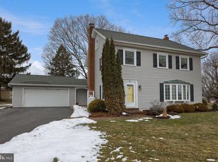 314 W Conestoga St, New Holland, PA 17557