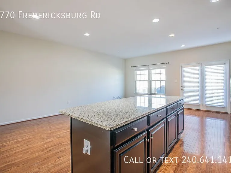 2770 Fredericksburg Rd — Photo 16