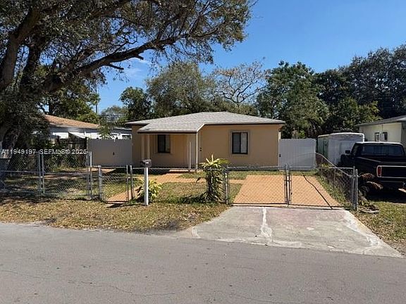 2nd image of 832 NW 16th Ter