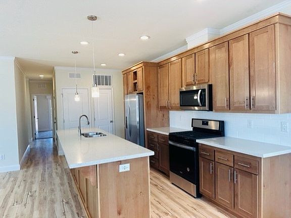 3rd image of 10084 Forest Springs Dr #Ayjb9u