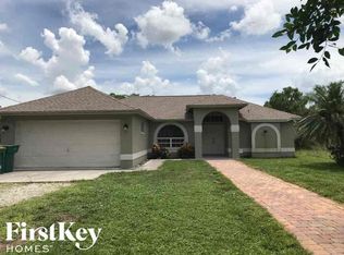 2420 54th Ave NE, Naples, FL 34120