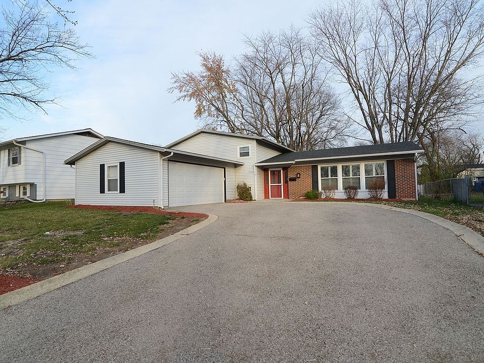 1st image of 7985 Berkshire Dr