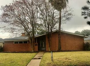 3012 Lawrence Ave, Nederland, TX 77627