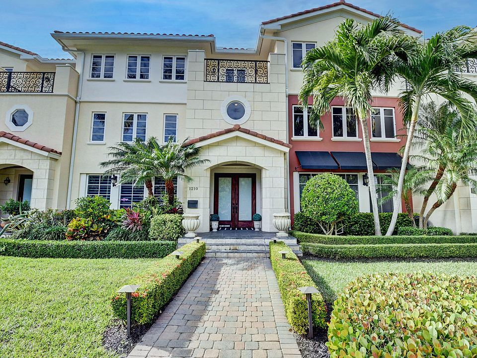 1st image of 1210 Palm Trl