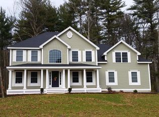 3 Millville Lake Dr, Salem, NH 03079