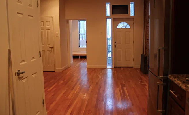 Rented by Hagstrom Management Inc | media 37