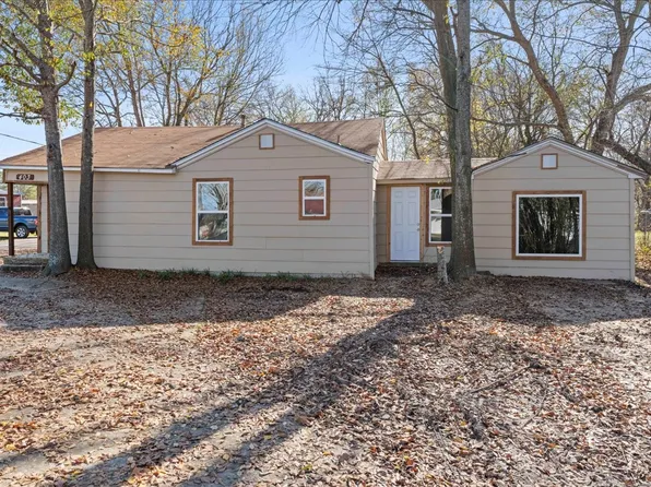 403 Halesboro St, Bogata, TX 75417