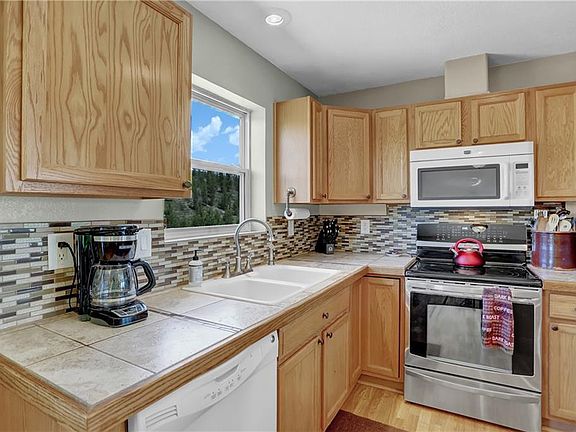5th image of 1040 County Road 452