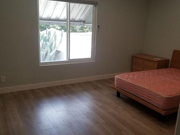 3rd image of 3570 Eagle Rock Blvd #1