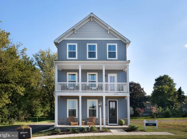 2234 Coach Light Ln, Lancaster, PA 17601