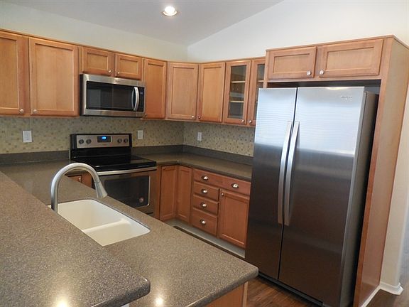 4th image of 9001 S Cedarbrook Ln