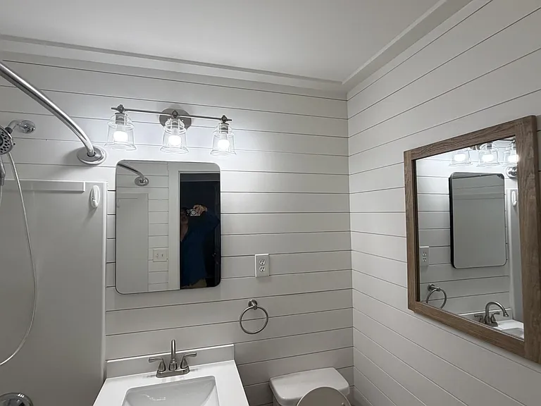 1257 Windsor Dr — Photo 5
