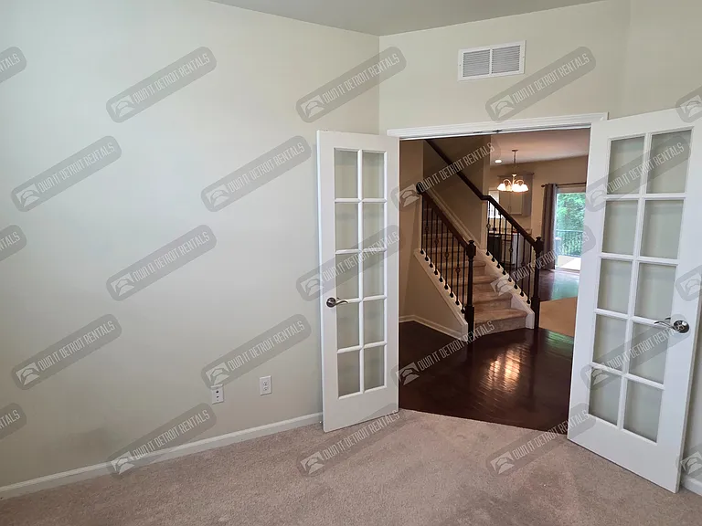 8151 Quincy Dr — Photo 10
