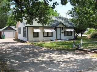 302 N Avenue A, Springtown, TX 76082