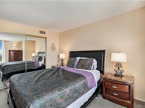 4th image of 1020 15th Street #18N