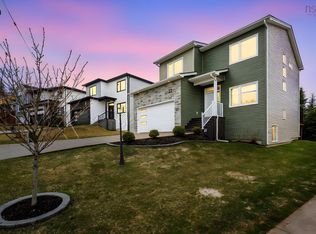 23 Merlot Ct, Halifax, NS B3T 0C2
