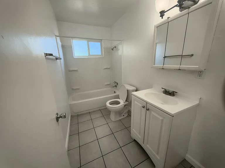 Eastern Villa — Photo 16