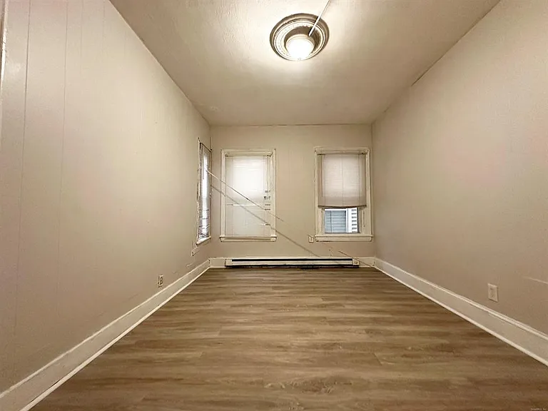 103 Catherine St #2 — Photo 24