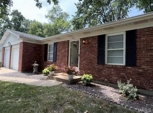 611 Amber Jack Dr, Ballwin, MO 63021