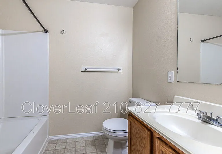 4011 Bulverde Pkwy — Photo 29