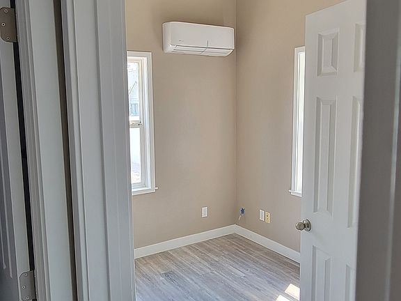 2nd image of 248 W 17th St #1