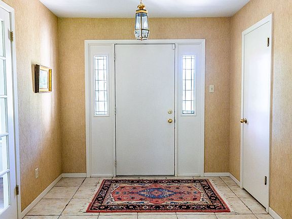 4th image of 663 Coxs Oak Valley Rd