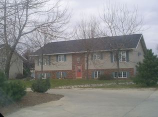 403 Highway 30 SW APT 2, Mount Vernon, IA 52314