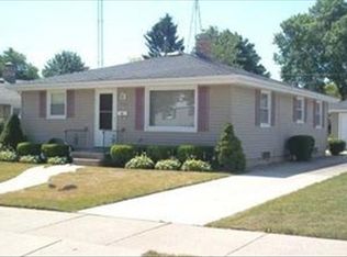 4445 68th St, Kenosha, WI 53142