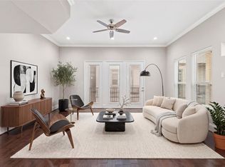 407 N Nagle St #B, Houston, TX 77003