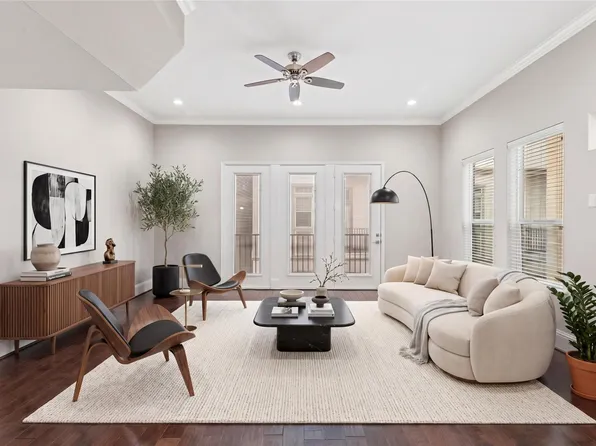 407 N Nagle St #B, Houston, TX 77003