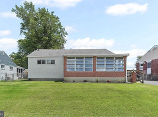 2228 Theresa Ave, Morton, PA 19070