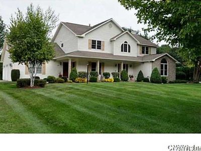 7333 Dartmoor Xing, Fayetteville, NY, 13066