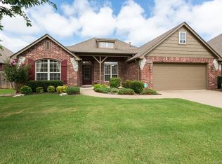 2500 S 14th St E, Broken Arrow, OK 74012