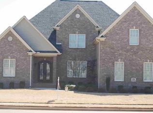 21 Lake Forest Blvd SW, Huntsville, AL 35824