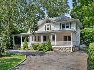 53 Indian Field Rd, Greenwich, CT 06830