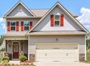 716 McCarthy Dr, Clayton, NC 27527