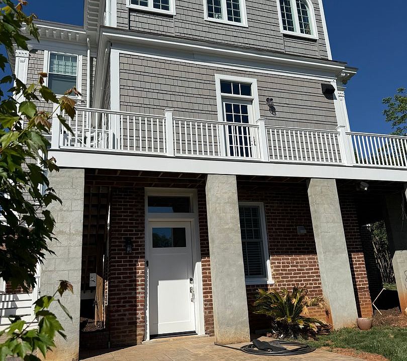 1st image of 2021 Rivermont Ave #A