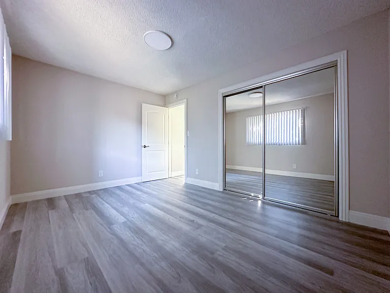 831 S Greenwood Ave #11 — Photo 14