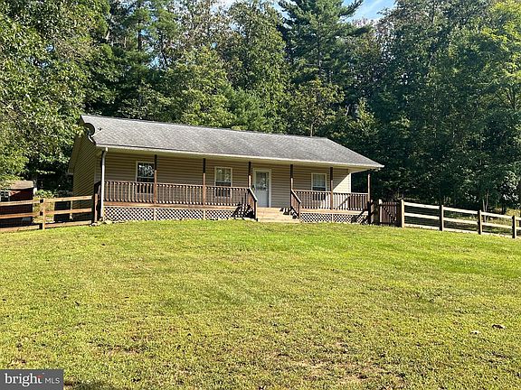 4th image of 807 Christian Church Rd