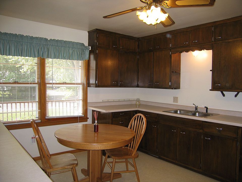 Spacious kitchen
