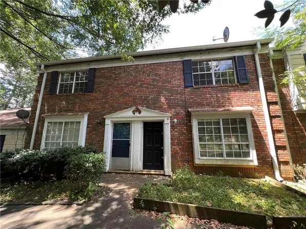 2572 Stratford Ln, Morrow, GA 30260