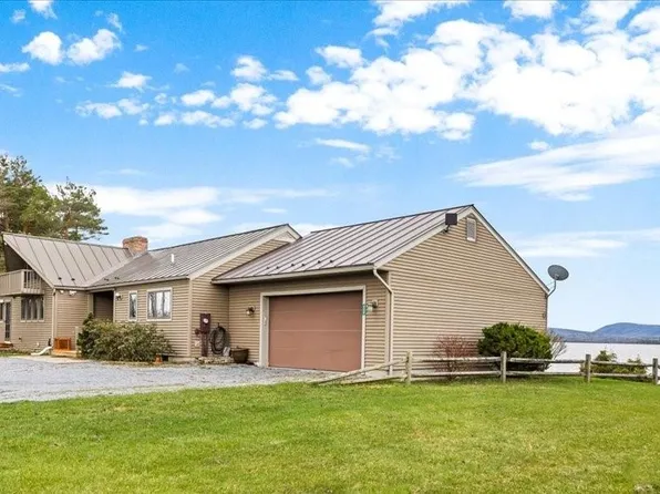239 Goose Bay Drive, Bridport, VT 05734