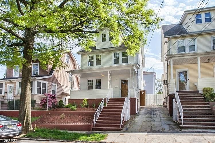 1st image of 36-38 Tiffany Blvd