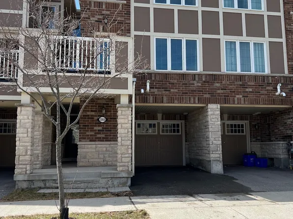 3060 Mistletoe Gdns, Oakville, ON L6M 0Y9