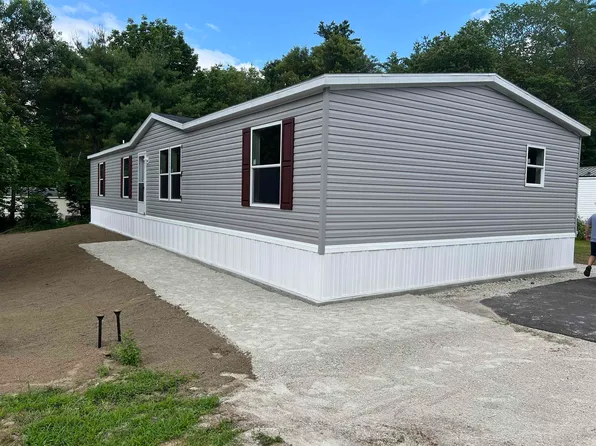 148 Estate Drive, Barrington, NH 03825