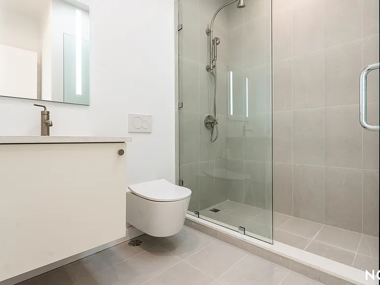 166 Eckford St #3 — Photo 25