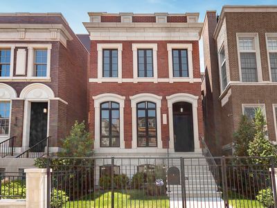 2734 N Lakewood Ave, Chicago, IL, 60614