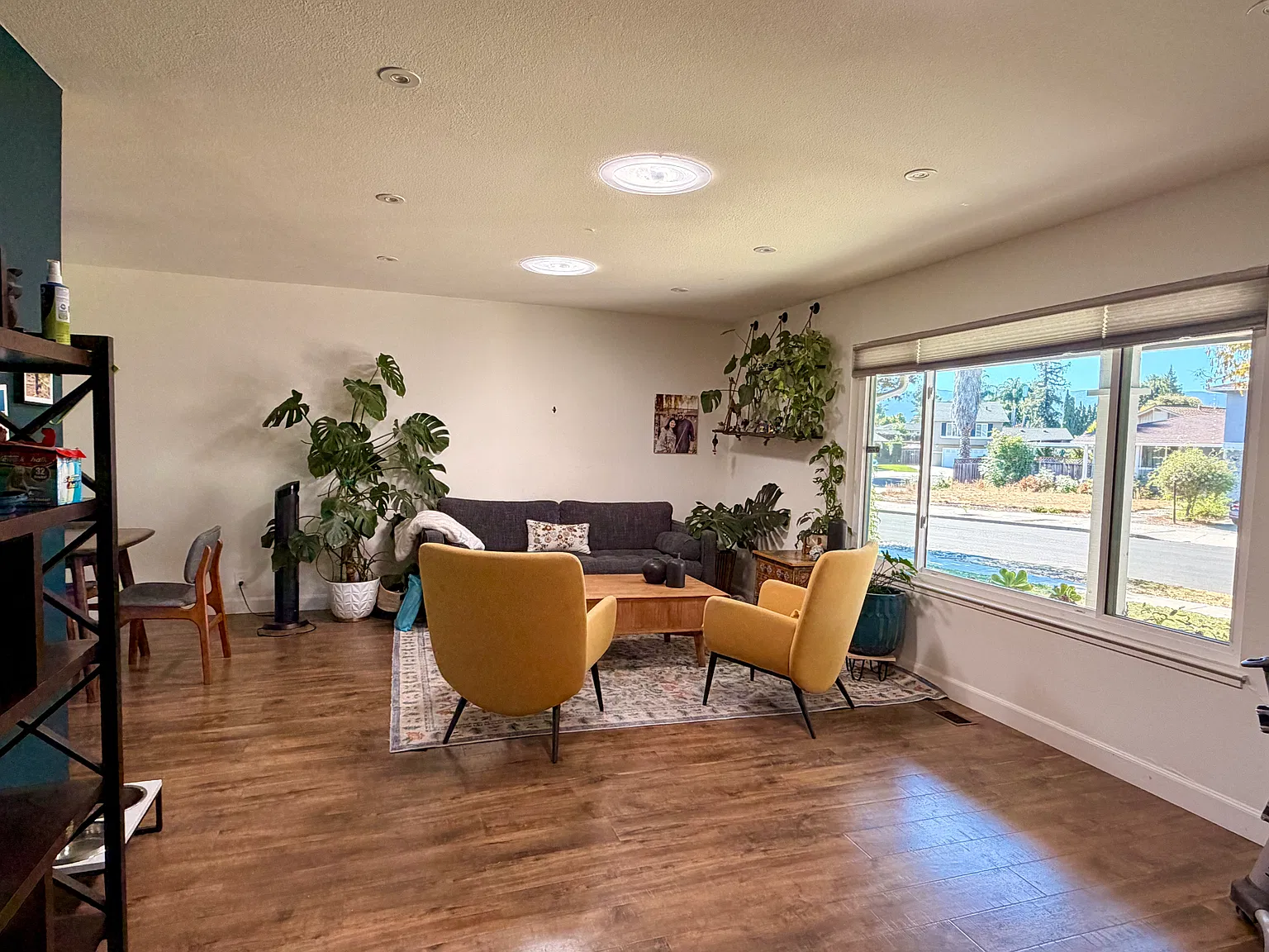 4 bed, 2.5 bath, 2124 sqft, $5,100 — Photo 4